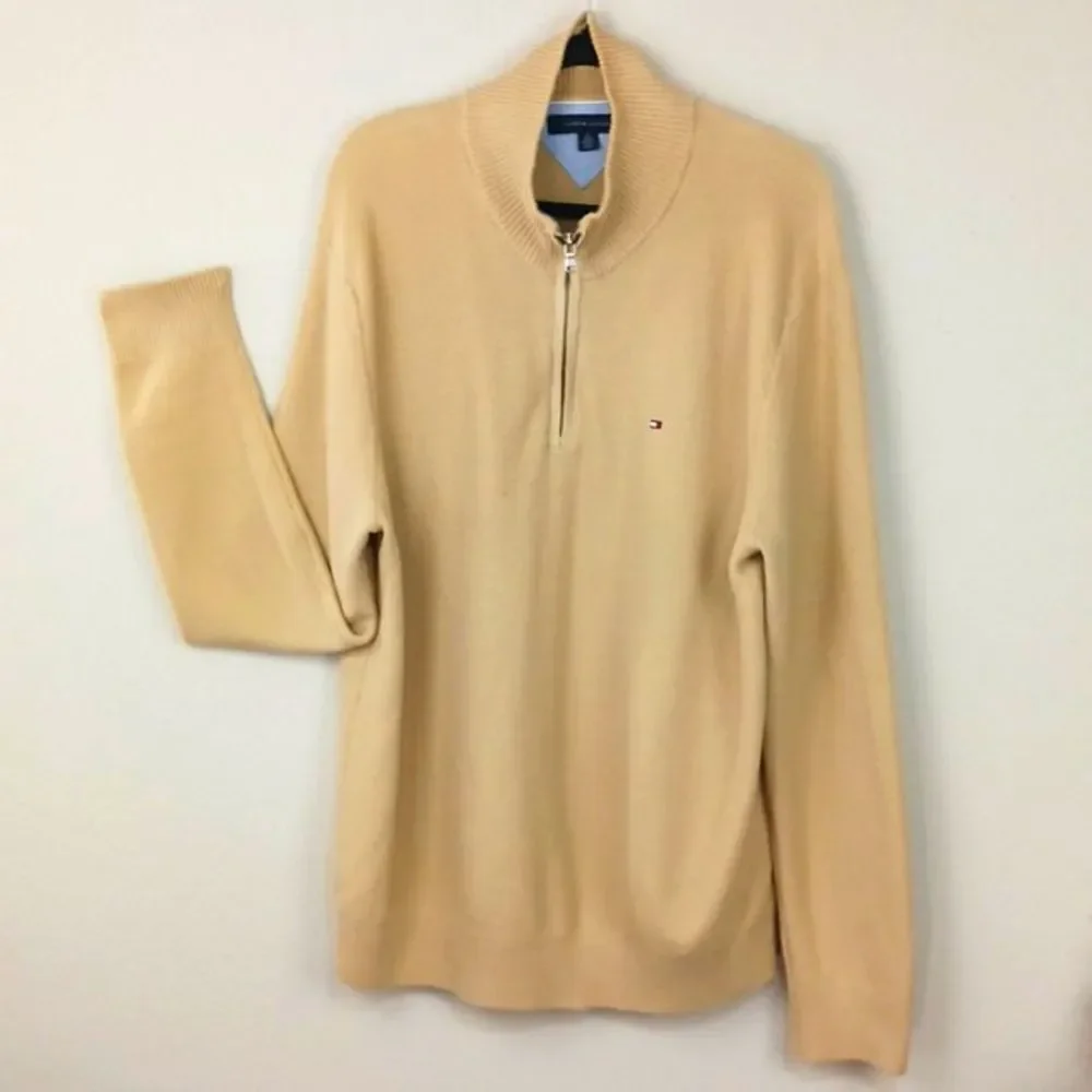 Tommy Hilfiger Men's tan quarter zip textured sweater sz M